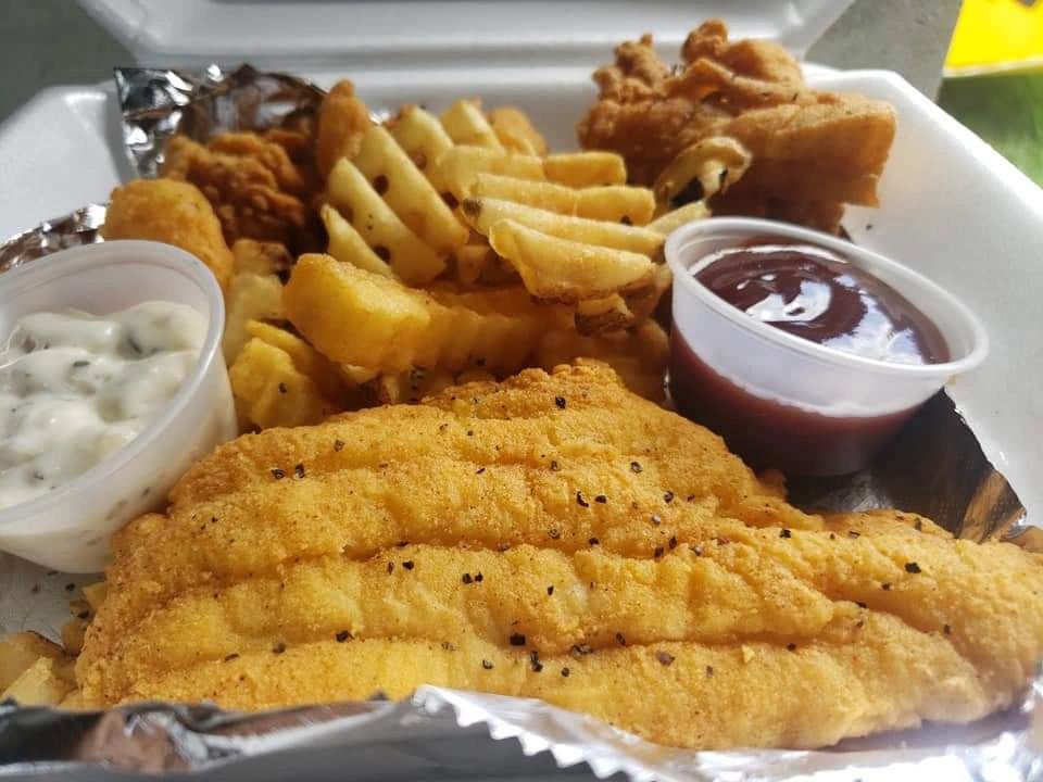 Madd Dogg Grill & Catering | restaurant | 785 Port Leon Dr, St Marks, FL 32355, USA | 8509806953 OR +1 850-980-6953