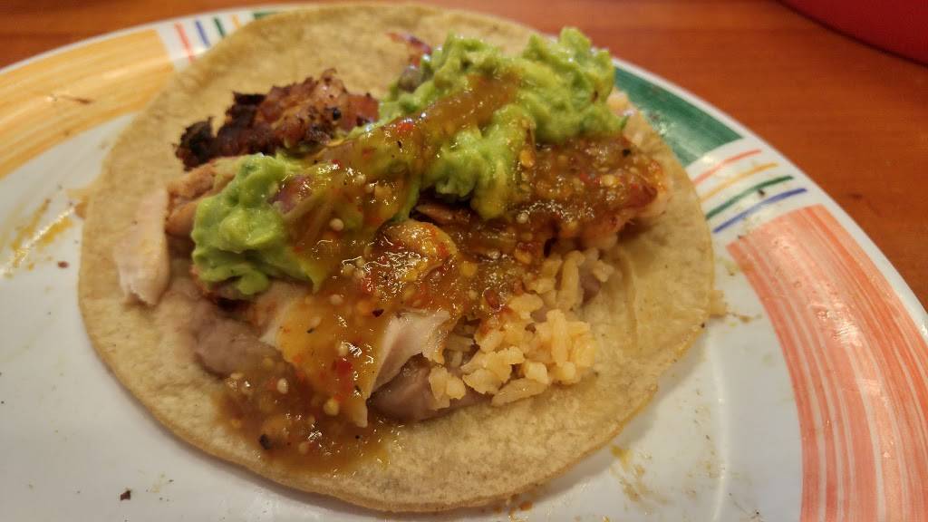 Mezquite Pollo Express | restaurant | 2809 W 55th St, Chicago, IL 60632, USA | 7734248100 OR +1 773-424-8100