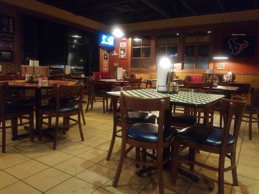 Pizza Hut | restaurant | 2350 N Main St, Liberty, TX 77575, USA | 9363368708 OR +1 936-336-8708