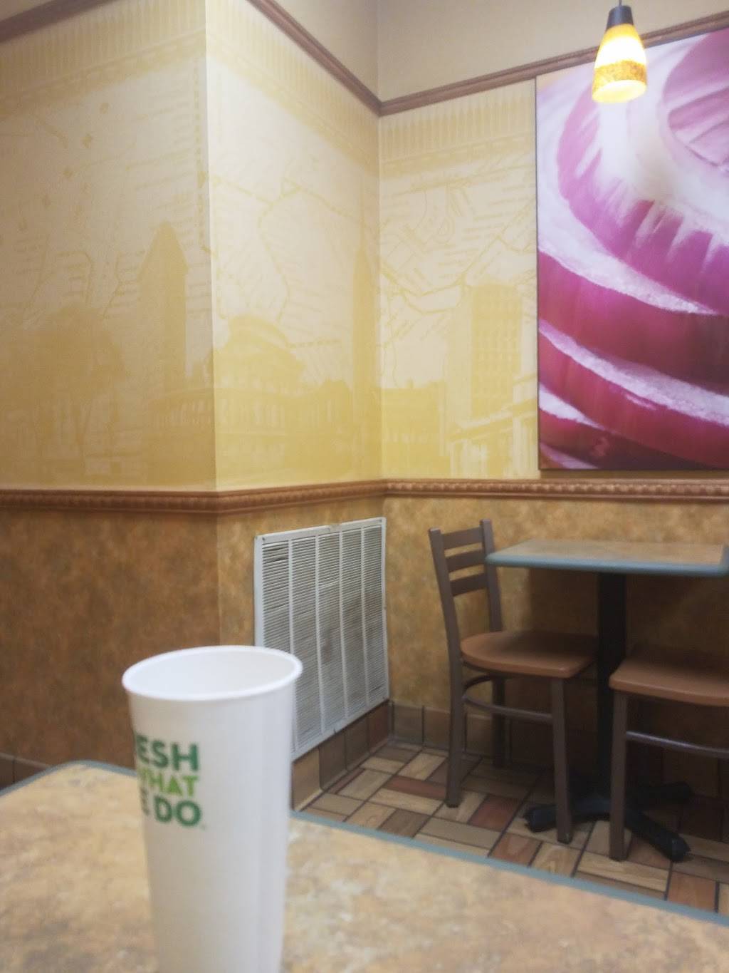 Subway | restaurant | 4484 Woodson Rd, St. Louis, MO 63134, USA | 3144292782 OR +1 314-429-2782