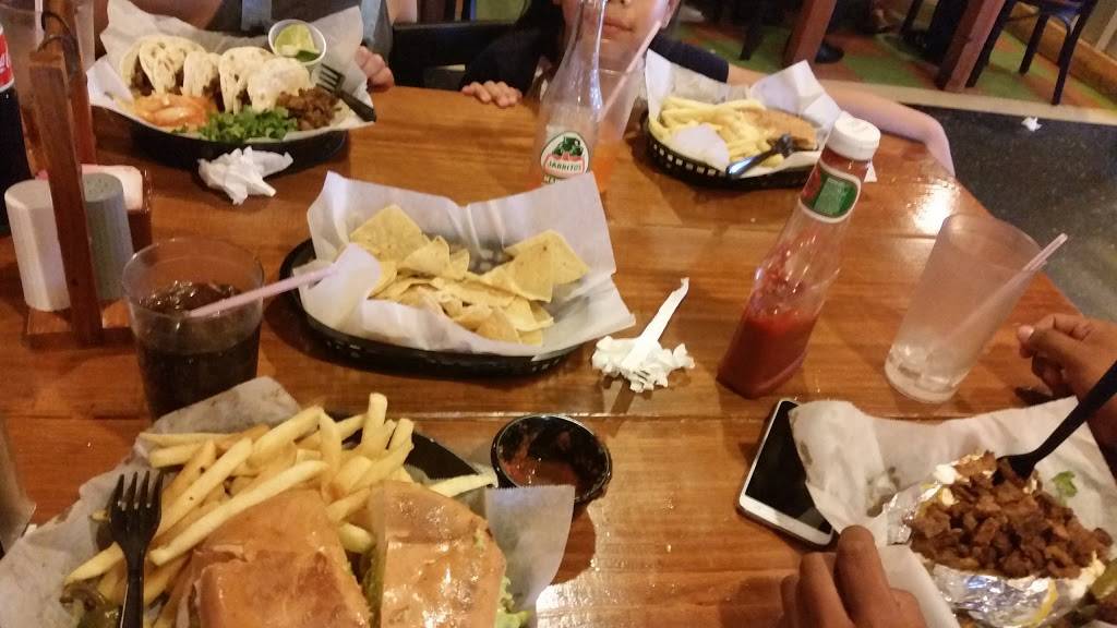 Rey del Pollo | restaurant | 13419 Woodforest Blvd, Houston, TX 77015, USA | 7134534051 OR +1 713-453-4051