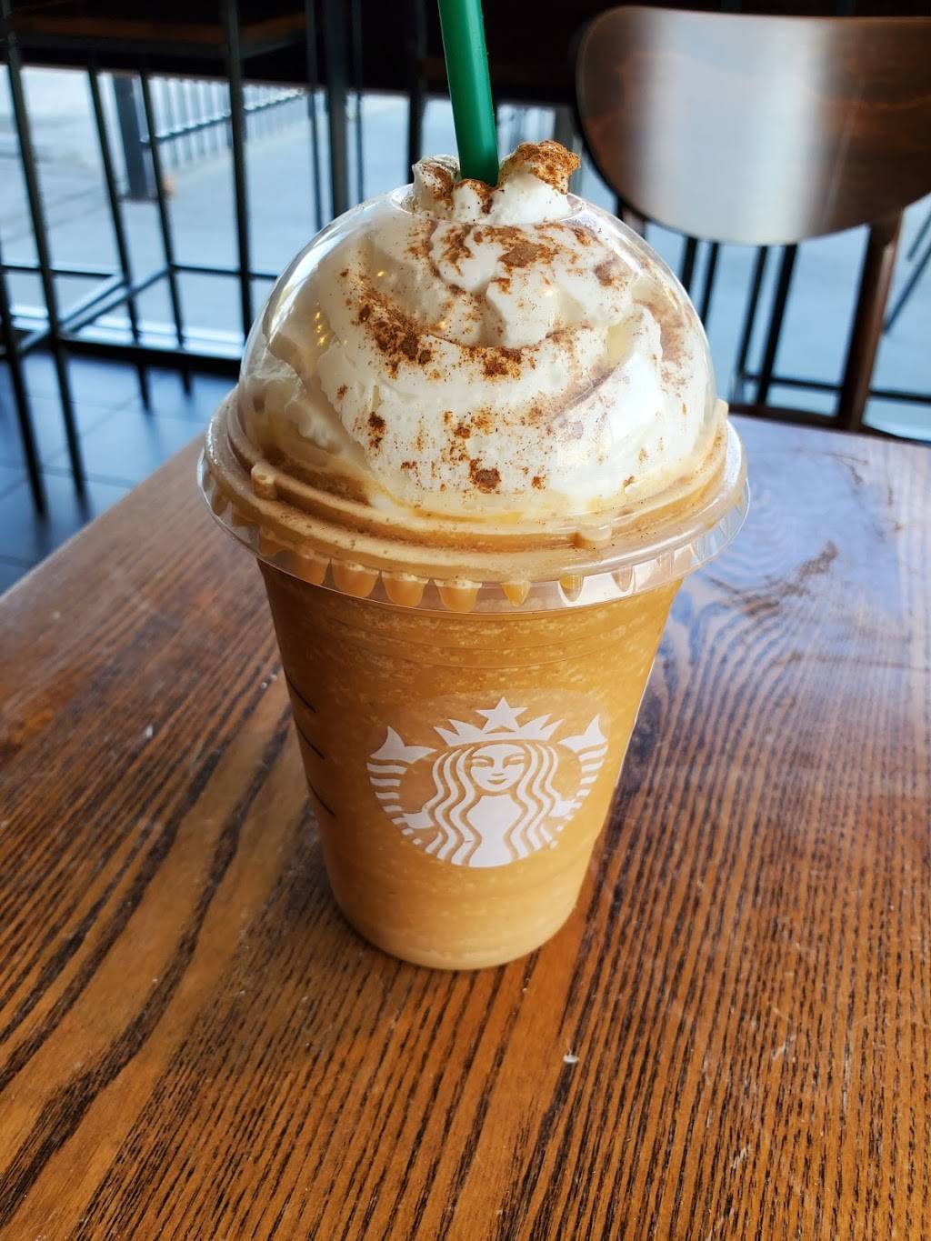 Starbucks | cafe | 1674 Fort Campbell Blvd, Clarksville, TN 37042, USA | 9315511193 OR +1 931-551-1193