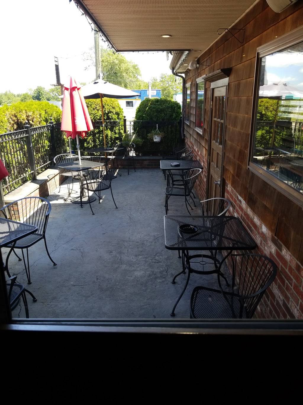 Arena Patio Restaurant | restaurant | 873 Wethersfield Ave, Hartford, CT 06114, USA | 8602962483 OR +1 860-296-2483