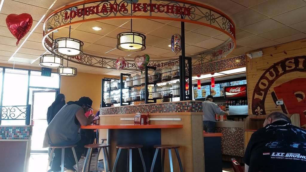 Popeyes Louisiana Kitchen | restaurant | 452 W Ridge Rd, Griffith, IN 46319, USA | 2199239488 OR +1 219-923-9488