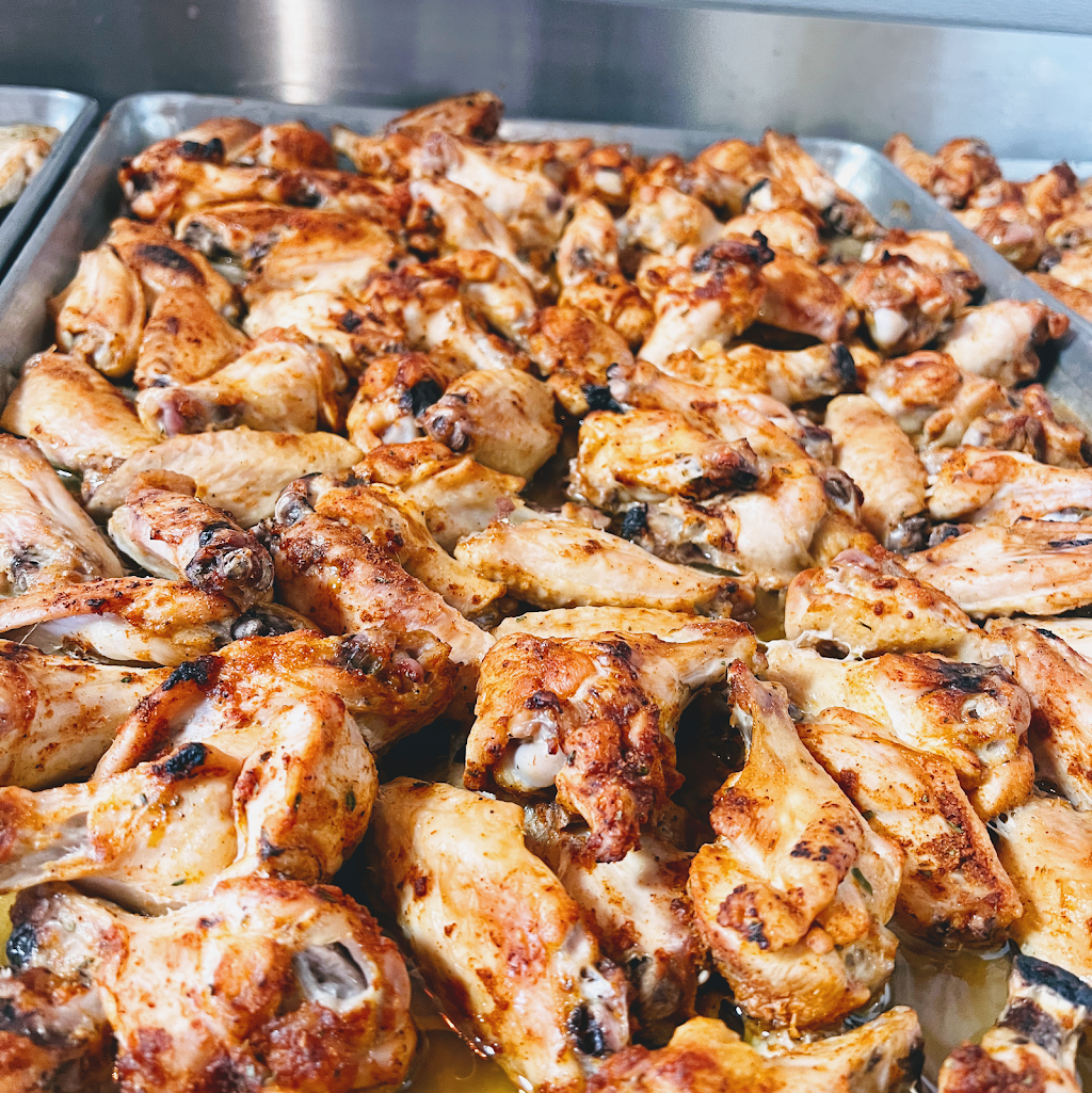 Me-n-Eds Pizzeria and Crafthouse | restaurant | 560 Betteravia Rd, Santa Maria, CA 93454, USA | 8053547214 OR +1 805-354-7214