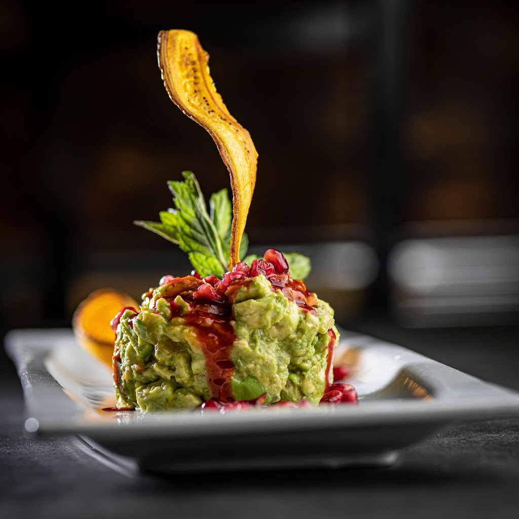 El Berrinches Restaurant | restaurant | 1807 S Ashland Ave, Chicago, IL 60608, USA | 3124928295 OR +1 312-492-8295