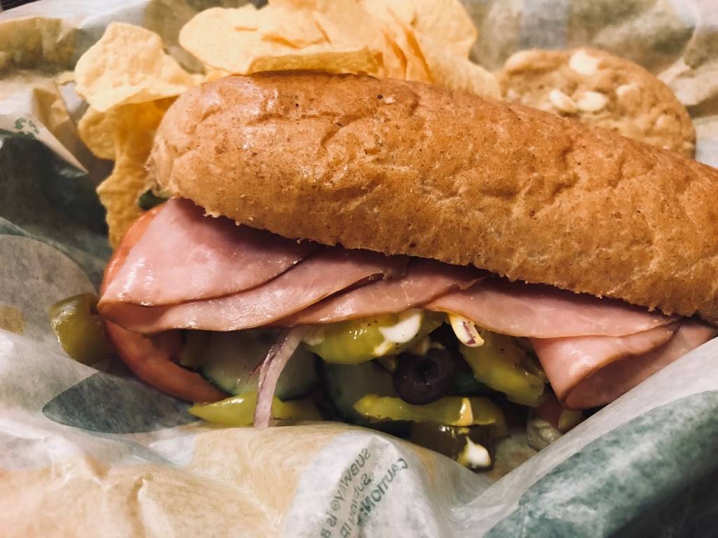 Subway Restaurants | restaurant | 333 Jefferson St #125, San Francisco, CA 94133, USA | 4153469100 OR +1 415-346-9100