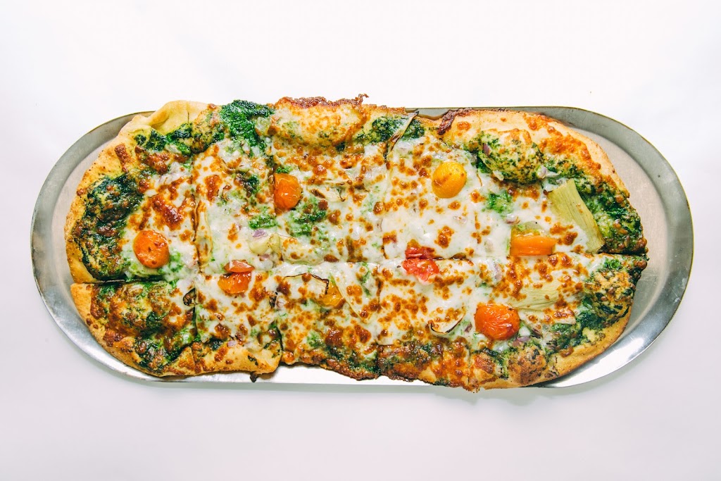 Slim & Huskys Pizza Chattanooga | restaurant | 401 E. Martin Luther King Jr. Blvd, Chattanooga, TN 37403, USA | 4232257877 OR +1 423-225-7877