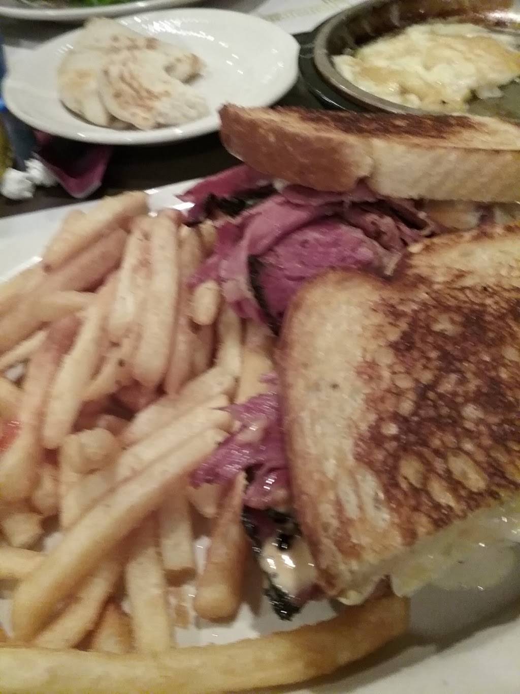 GrubHouse Restaurant | restaurant | 26613 Hoover Rd, Warren, MI 48089, USA | 5865018931 OR +1 586-501-8931