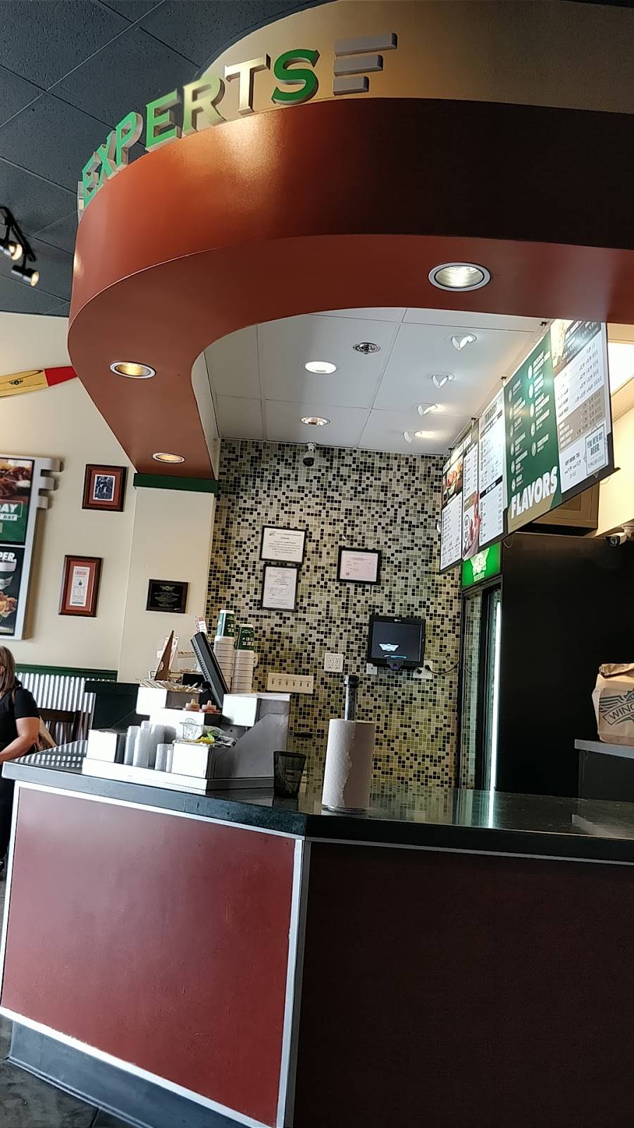 Wingstop | restaurant | 2180 W Cleveland Ave Ste 116, Madera, CA 93637, USA | 5596759464 OR +1 559-675-9464