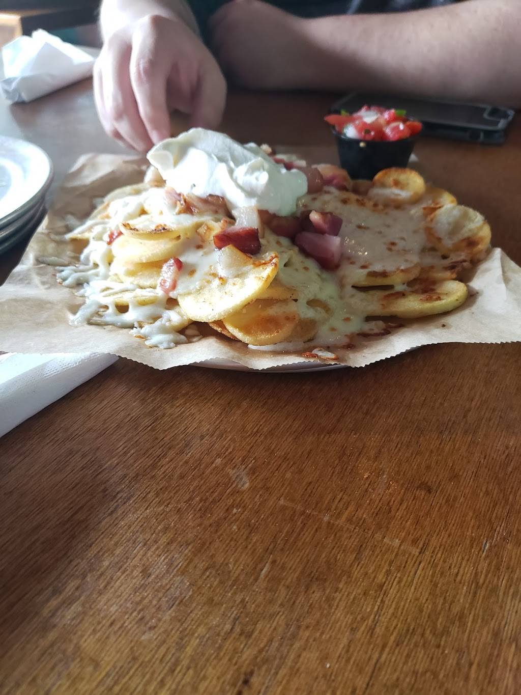 Thinking Man Tavern | restaurant | 537 W Howard Ave, Decatur, GA 30030, USA | 4043701717 OR +1 404-370-1717