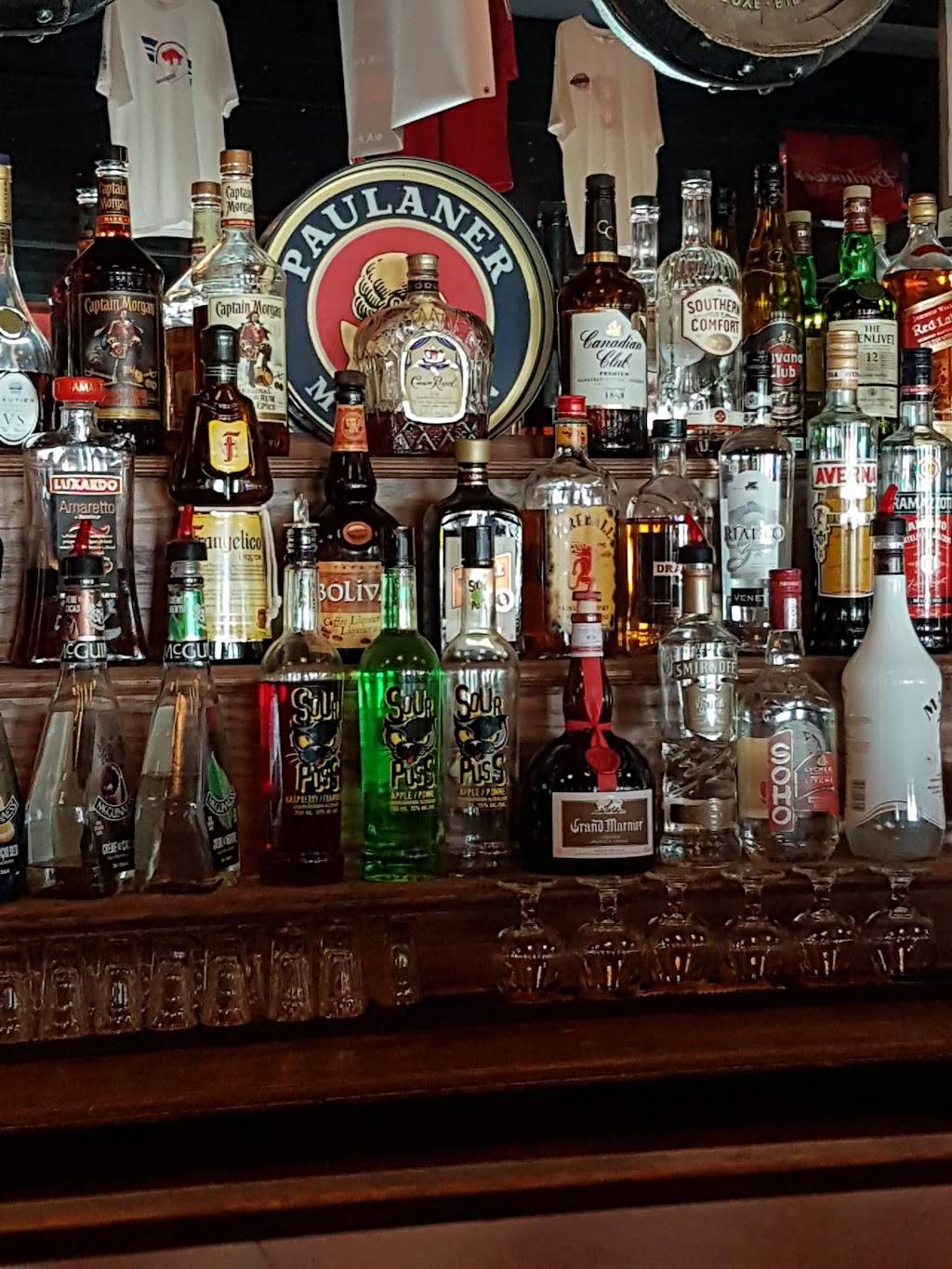 International Sports Bar and Eatery | restaurant | 2480 Cawthra Rd, Mississauga, ON L5A 2X2, Canada | 9058480555 OR +1 905-848-0555