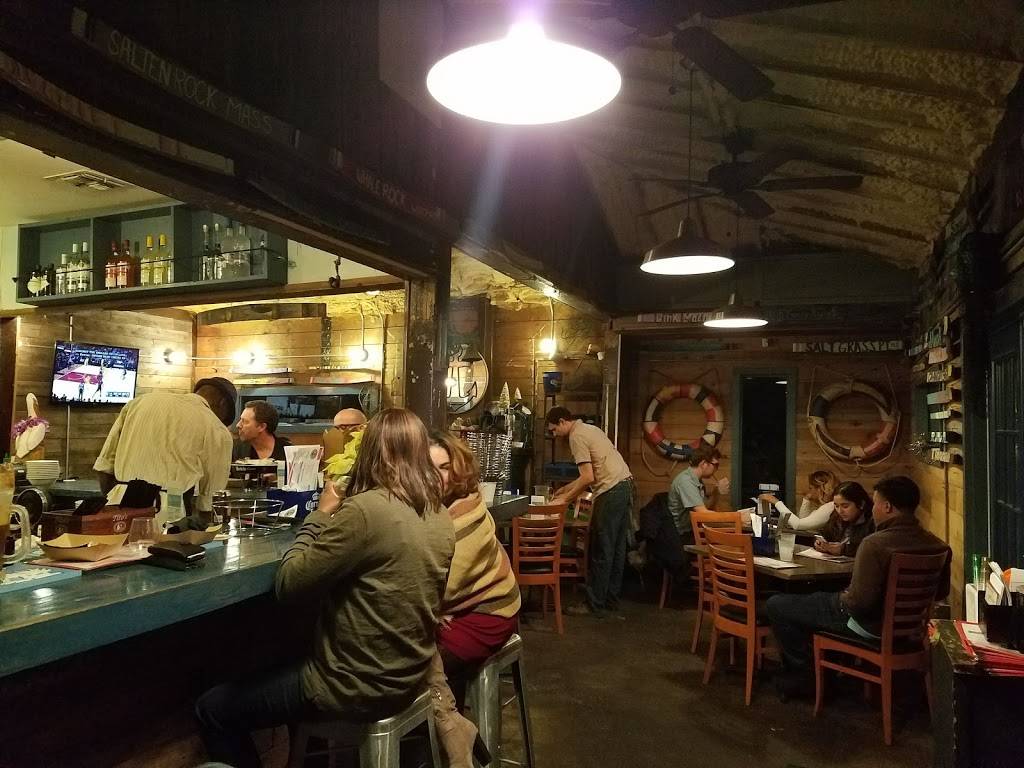 Shuck Shack | restaurant | 520 E Grayson St, San Antonio, TX 78215, USA | 2102367422 OR +1 210-236-7422