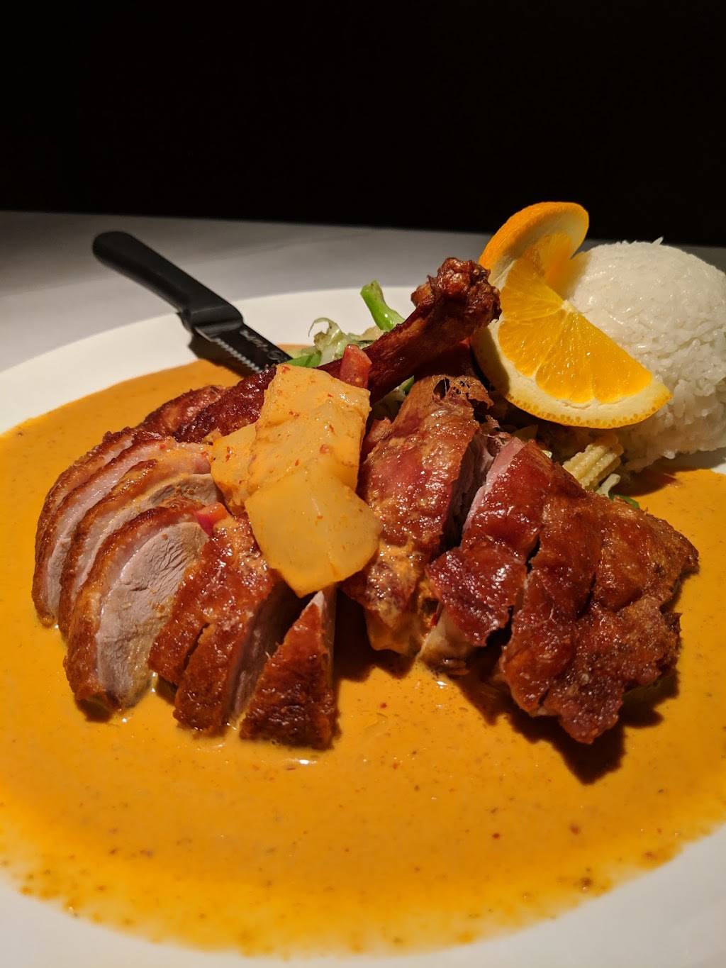 Mekvilai Thai Cuisine | restaurant | 2422 N Center St, Hickory, NC 28601, USA | 8283229876 OR +1 828-322-9876