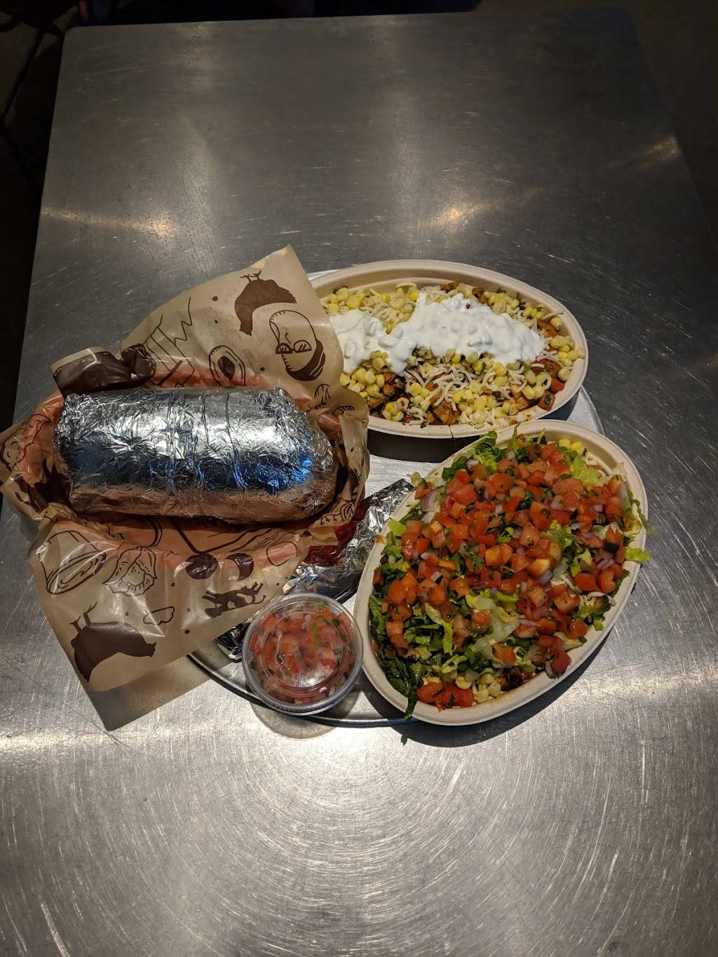 Chipotle Mexican Grill | restaurant | 6102 Falls of Neuse Rd, Raleigh, NC 27609, USA | 9198778544 OR +1 919-877-8544