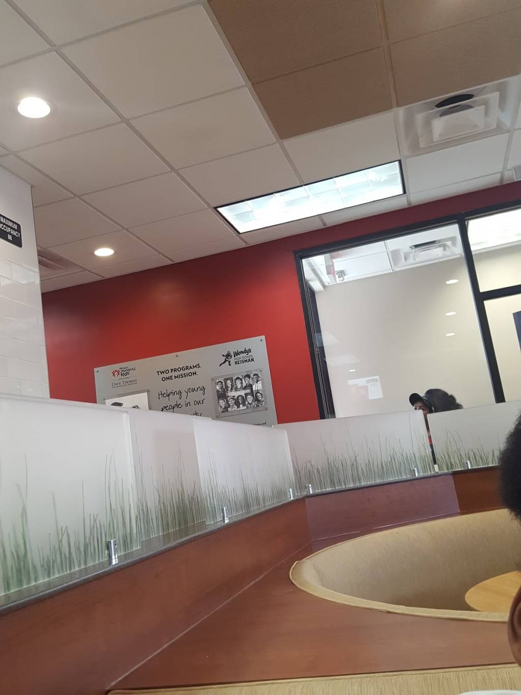 Wendys | restaurant | 2000 NW 10th Ave, Miami, FL 33127, USA | 3053261297 OR +1 305-326-1297