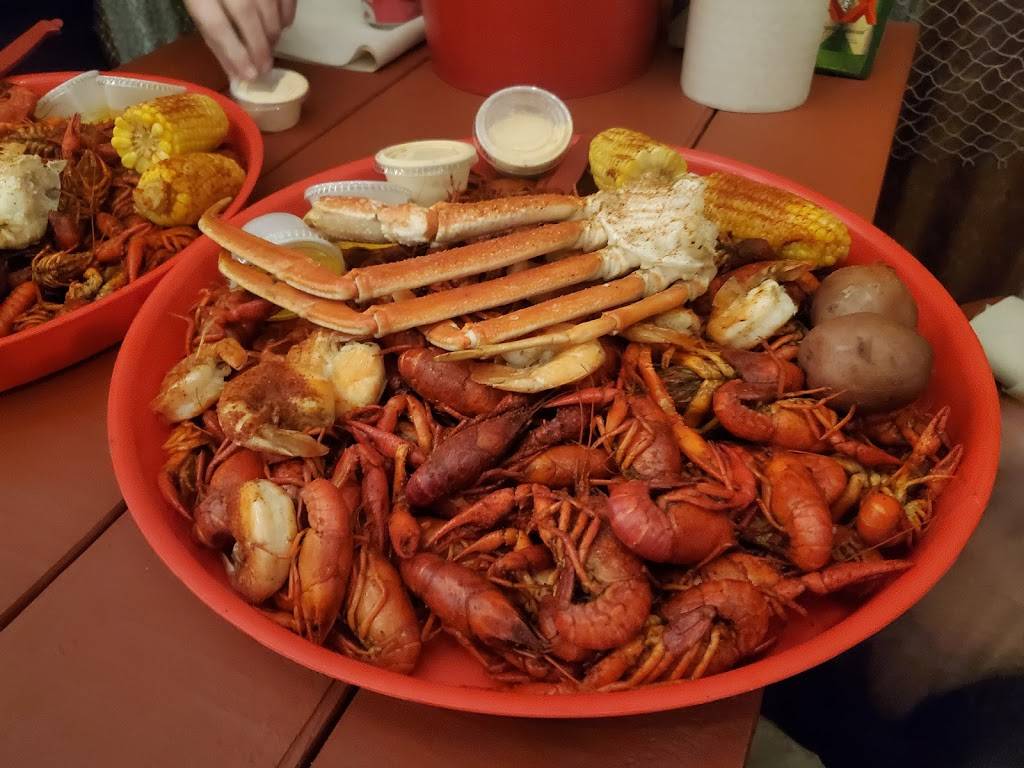 Crawfish Hideaway | restaurant | 143 Hill St, Buffalo, TX 75831, USA | 9033226023 OR +1 903-322-6023