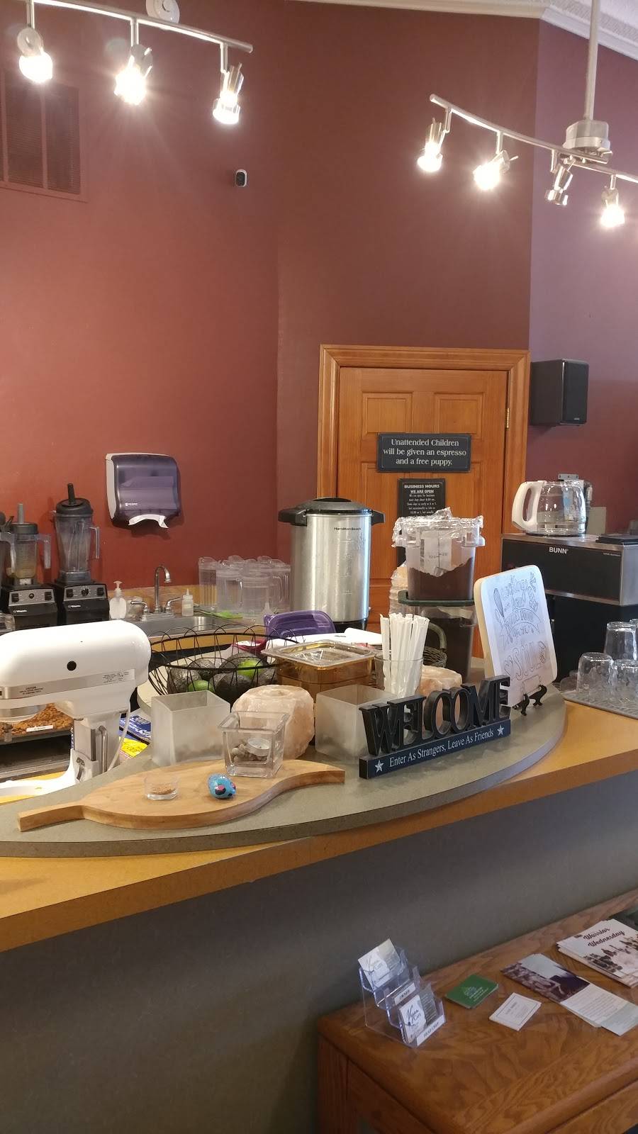 The Vegan Cafe | cafe | 928 S State St, Lockport, IL 60441, USA | 8158384626 OR +1 815-838-4626