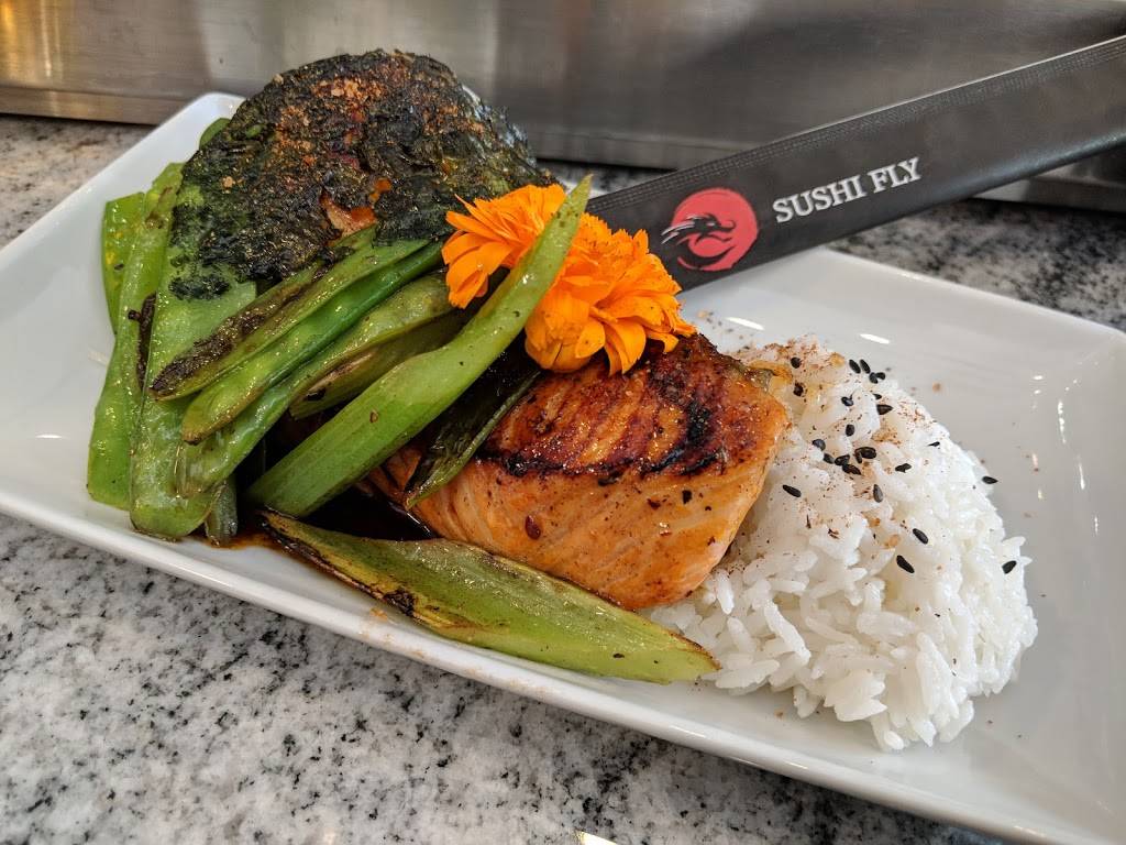 Sushi Fly | restaurant | 413 Alvarado St, Monterey, CA 93940, USA | 8319201242 OR +1 831-920-1242