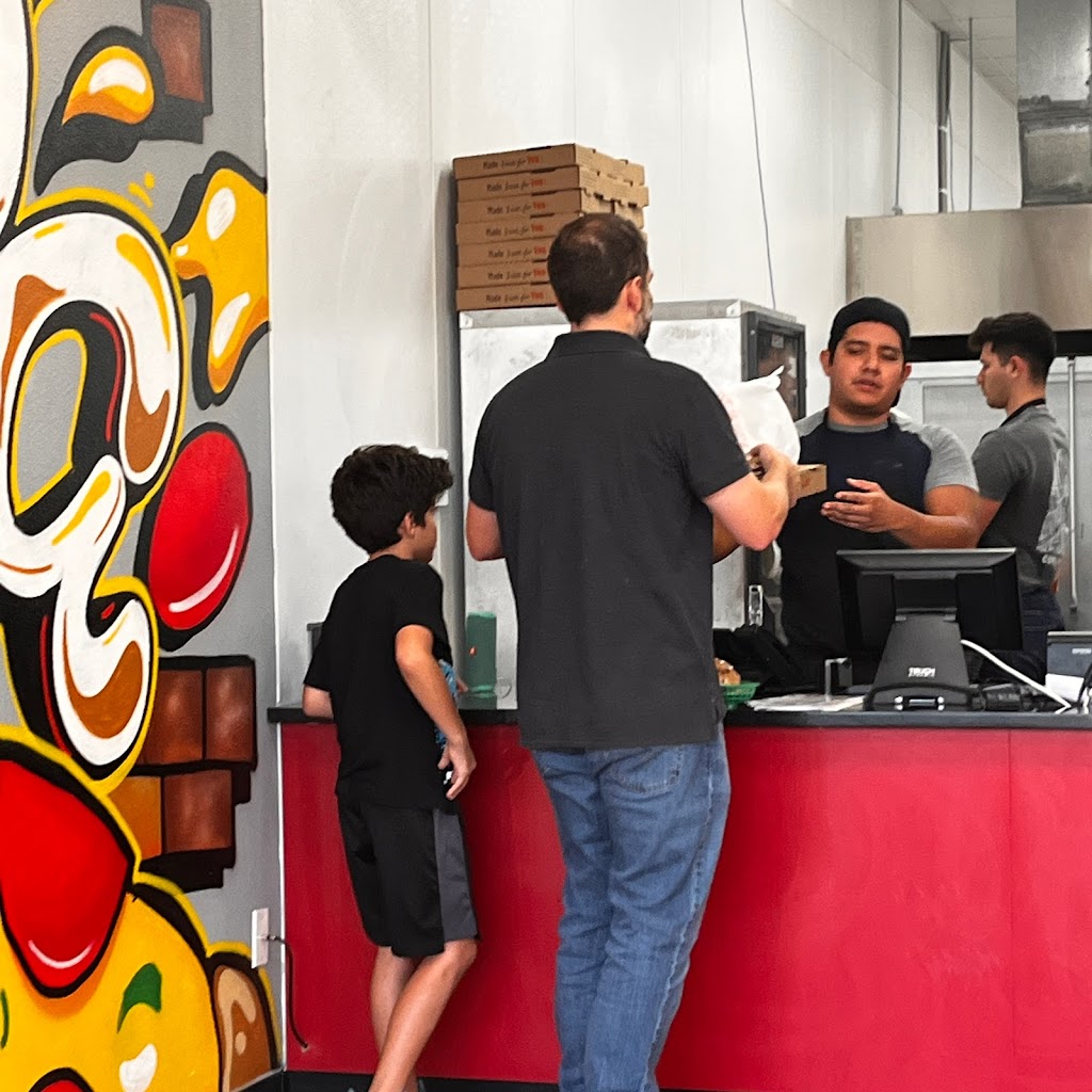 Sofias Pizzeria - Evans | restaurant | 4419 E Evans Rd #107, San Antonio, TX 78259, USA | 2106721200 OR +1 210-672-1200