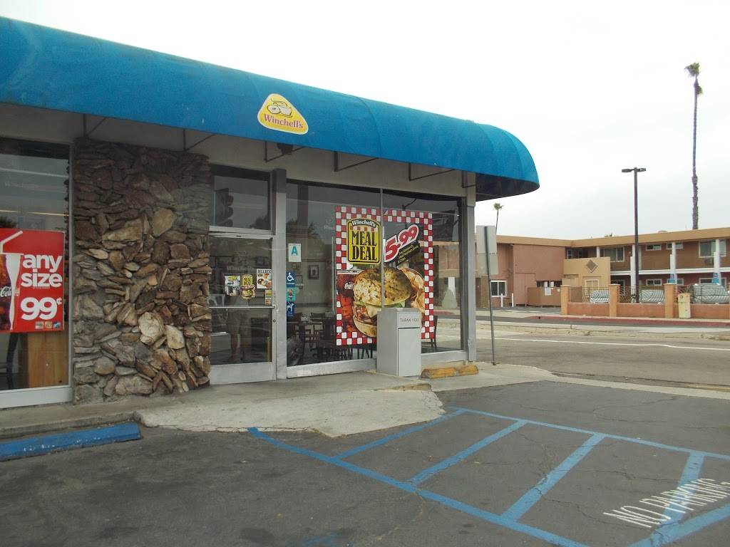 Winchells Donut House | cafe | 1501 Rosecrans St, San Diego, CA 92106, USA | 6192221653 OR +1 619-222-1653