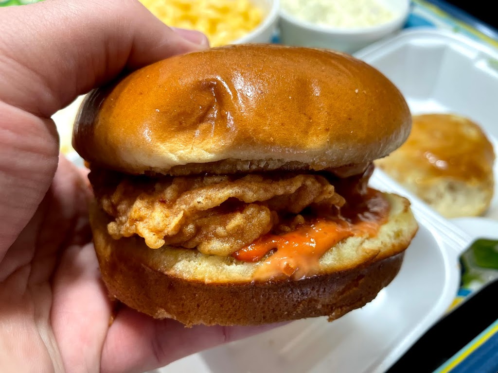 Holy Buckets | restaurant | 7331 W 87th St, Bridgeview, IL 60455, USA | 7089314659 OR +1 708-931-4659