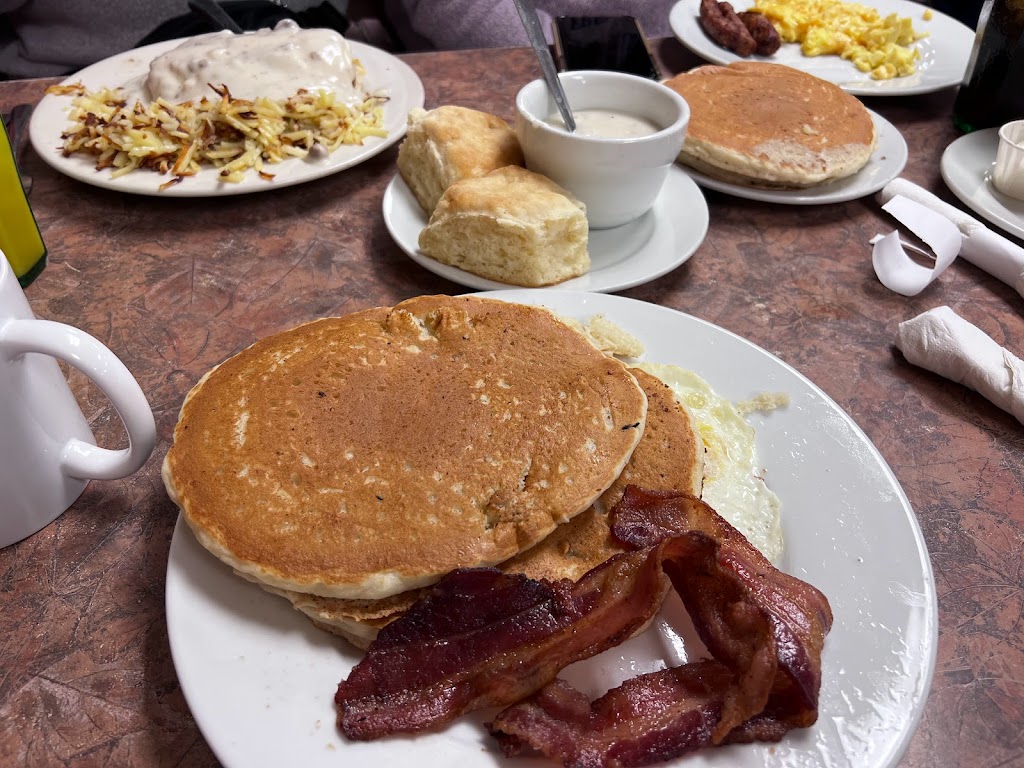 Ye Olde Pancake Station | restaurant | 2800 Virginia Cir A, Amarillo, TX 79109, USA | 8063550211 OR +1 806-355-0211