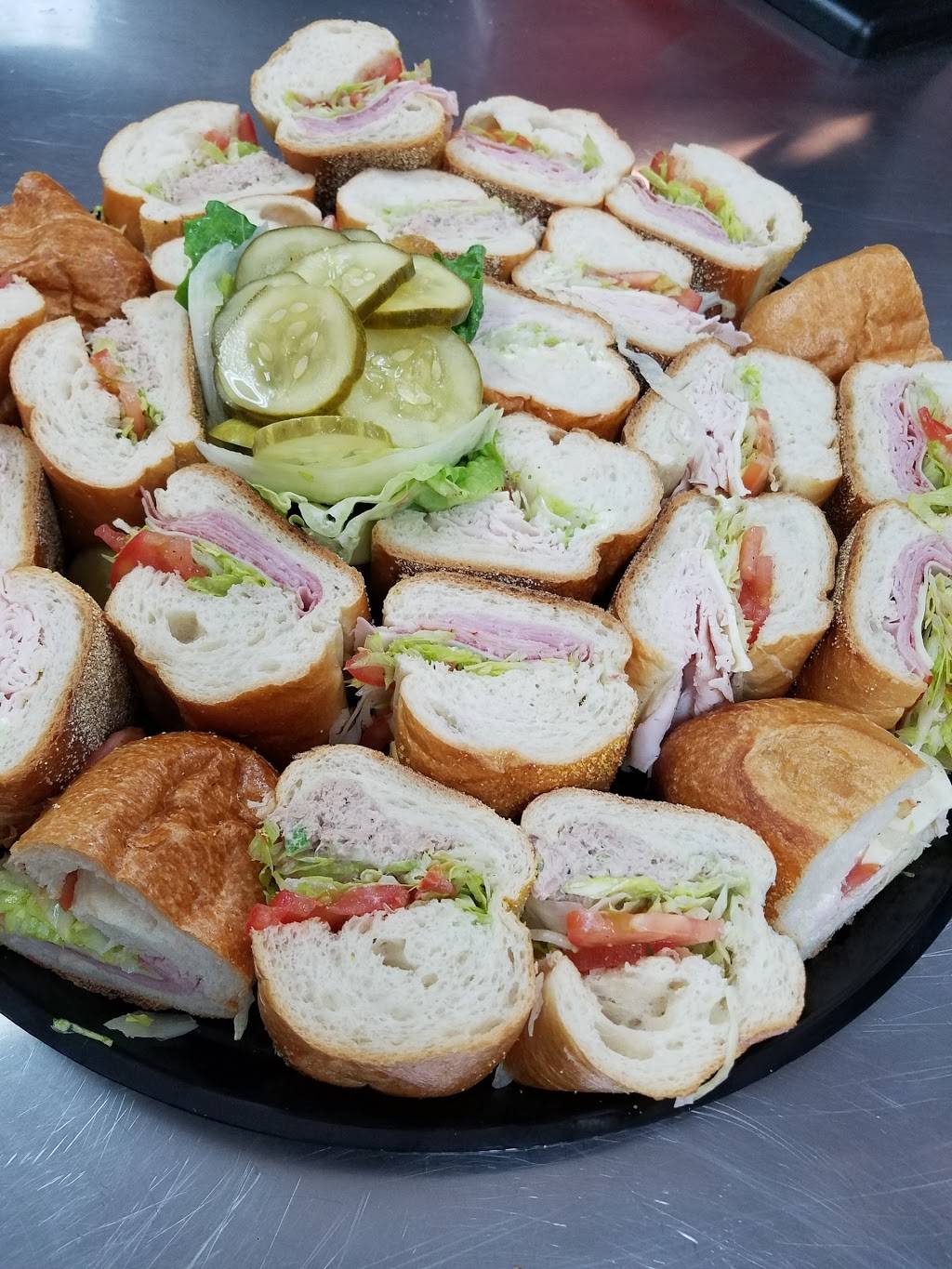 Delios Subs & Steaks | restaurant | 3360 Airport Rd, Allentown, PA 18109, USA | 6108417645 OR +1 610-841-7645