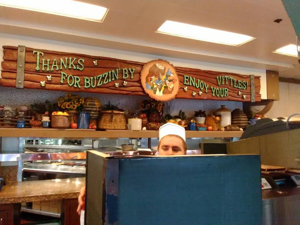 Hungry Bear Restaurant | restaurant | 1313 Disneyland Dr, Anaheim, CA 92802, USA | 7147813463 OR +1 714-781-3463