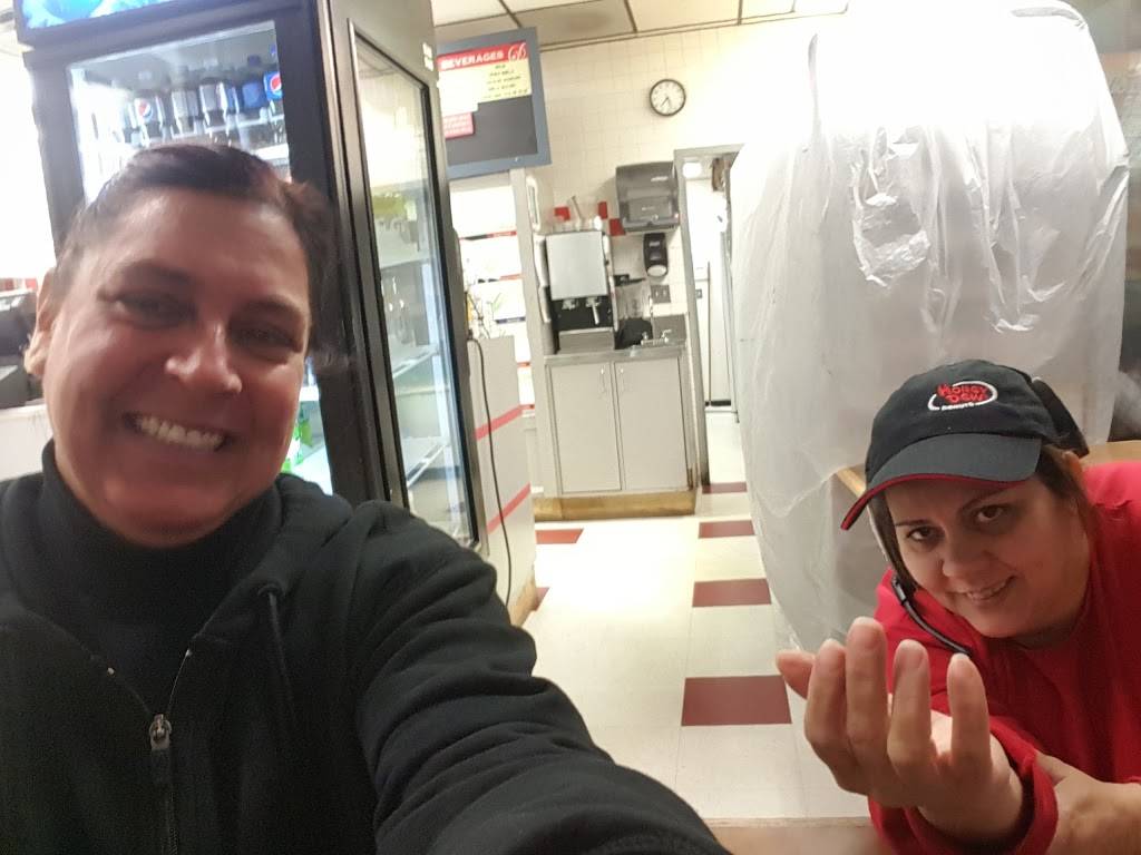 Honey Dew Donuts | bakery | 285 Morse St, Norwood, MA 02062, USA | 7815519919 OR +1 781-551-9919