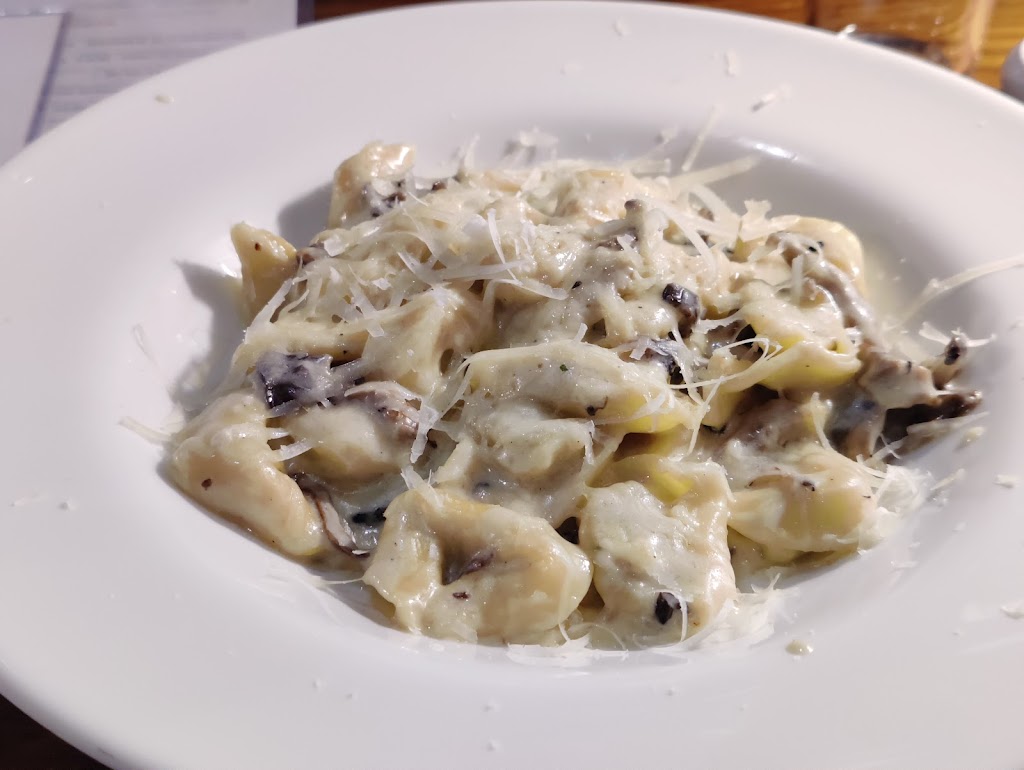 Forma Restaurant & Cheese Bar Venice | restaurant | 110 Navy St, Venice, CA 90291, USA | 4243302464 OR +1 424-330-2464