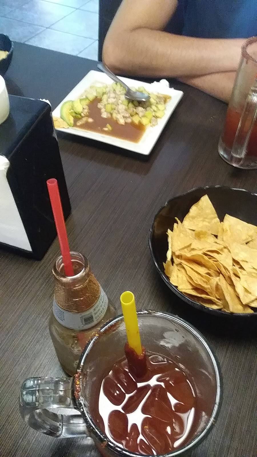 La Isla Yokomo | restaurant | 2435 S Grove Ave, Ontario, CA 91761, USA | 9099238177 OR +1 909-923-8177