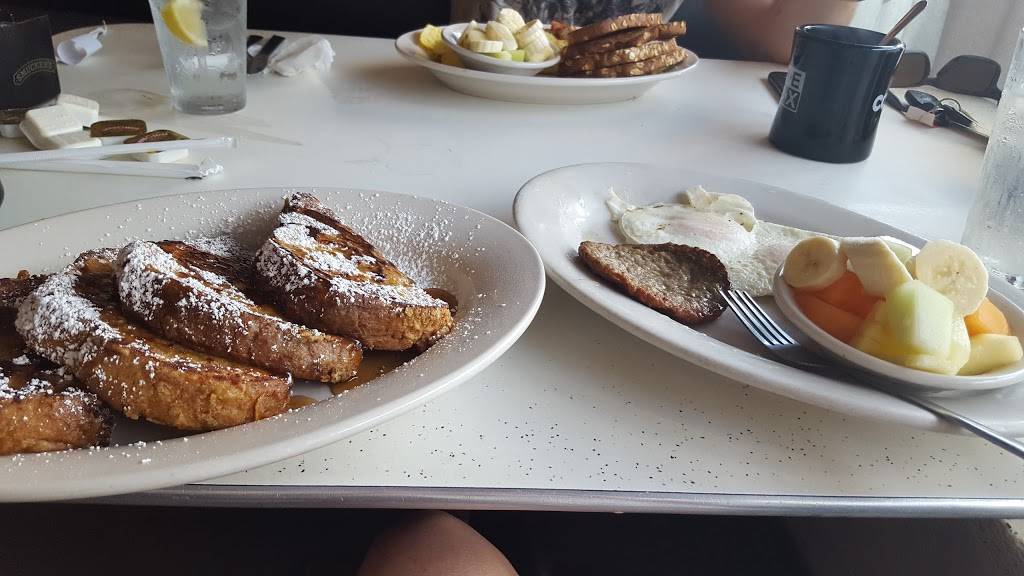 Fox Restaurant | restaurant | 3580 St Johns Ave, Jacksonville, FL 32205, USA | 9043872669 OR +1 904-387-2669