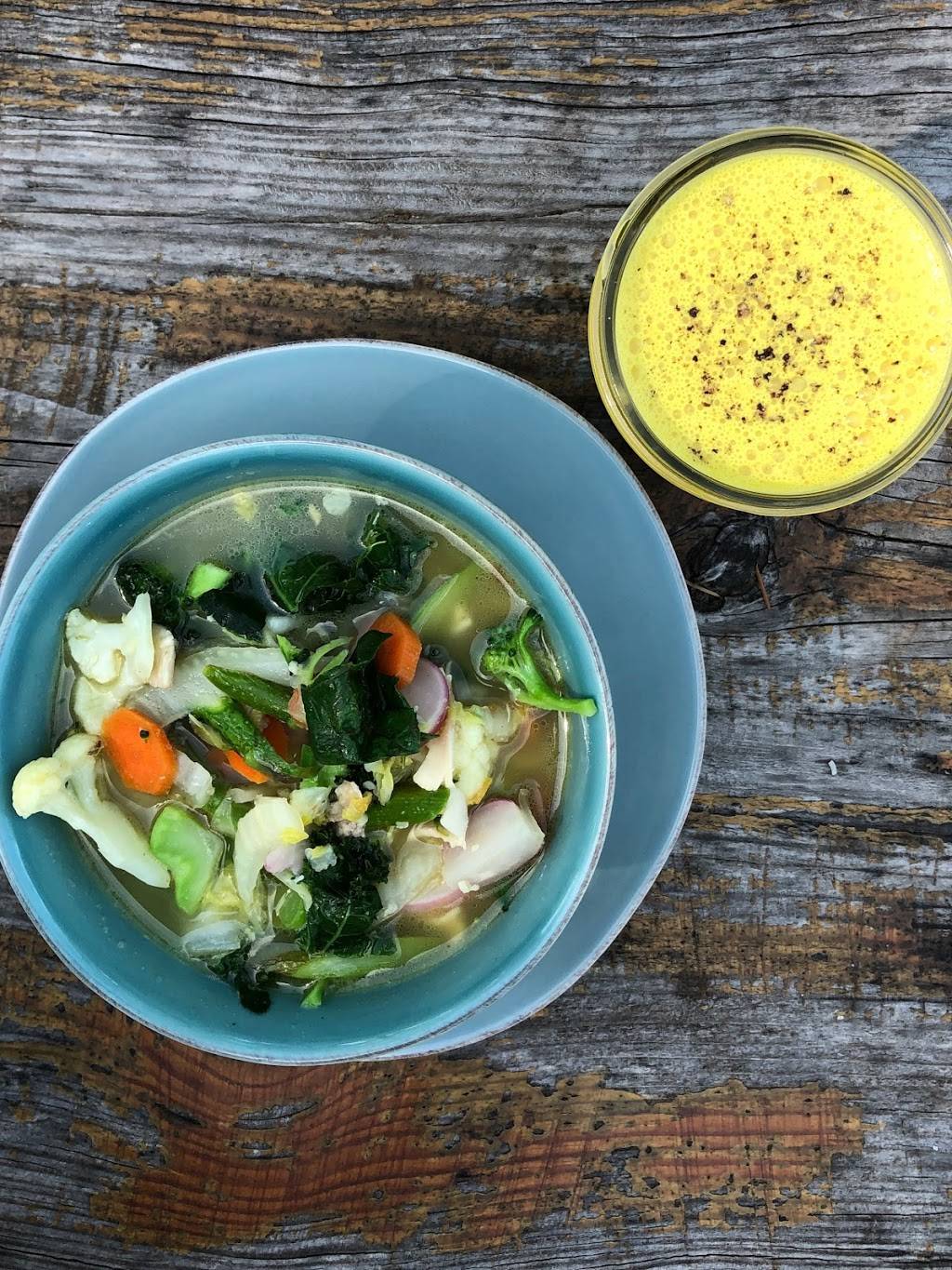 Wild Island Restaurant | restaurant | 18 Urner St, Eastsound, WA 98245, USA | 3602983404 OR +1 360-298-3404