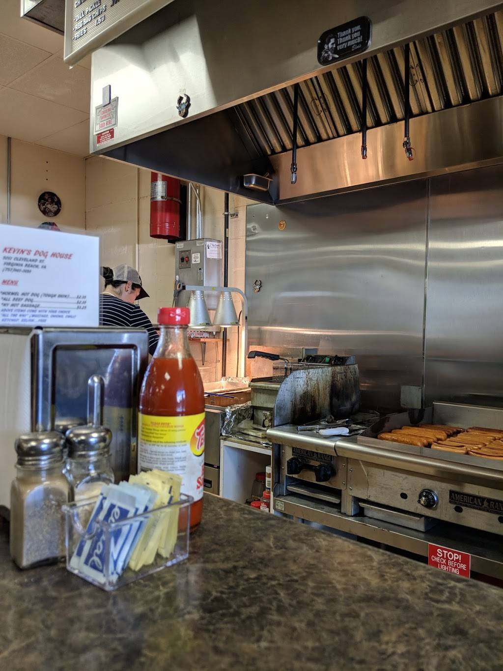 Kevins Dog House | restaurant | 5011 Cleveland St, Virginia Beach, VA 23462, USA | 7579611689 OR +1 757-961-1689