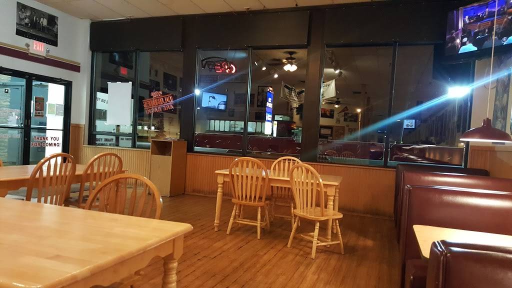 Mennas Joint | meal takeaway | 1418 S Mission St, Mt Pleasant, MI 48858, USA | 9899533827 OR +1 989-953-3827