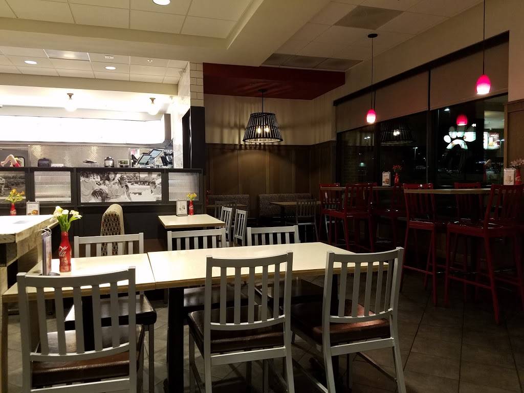 Chick-fil-A | restaurant | 304 Clarkson Rd, Ellisville, MO 63011, USA | 6365270016 OR +1 636-527-0016