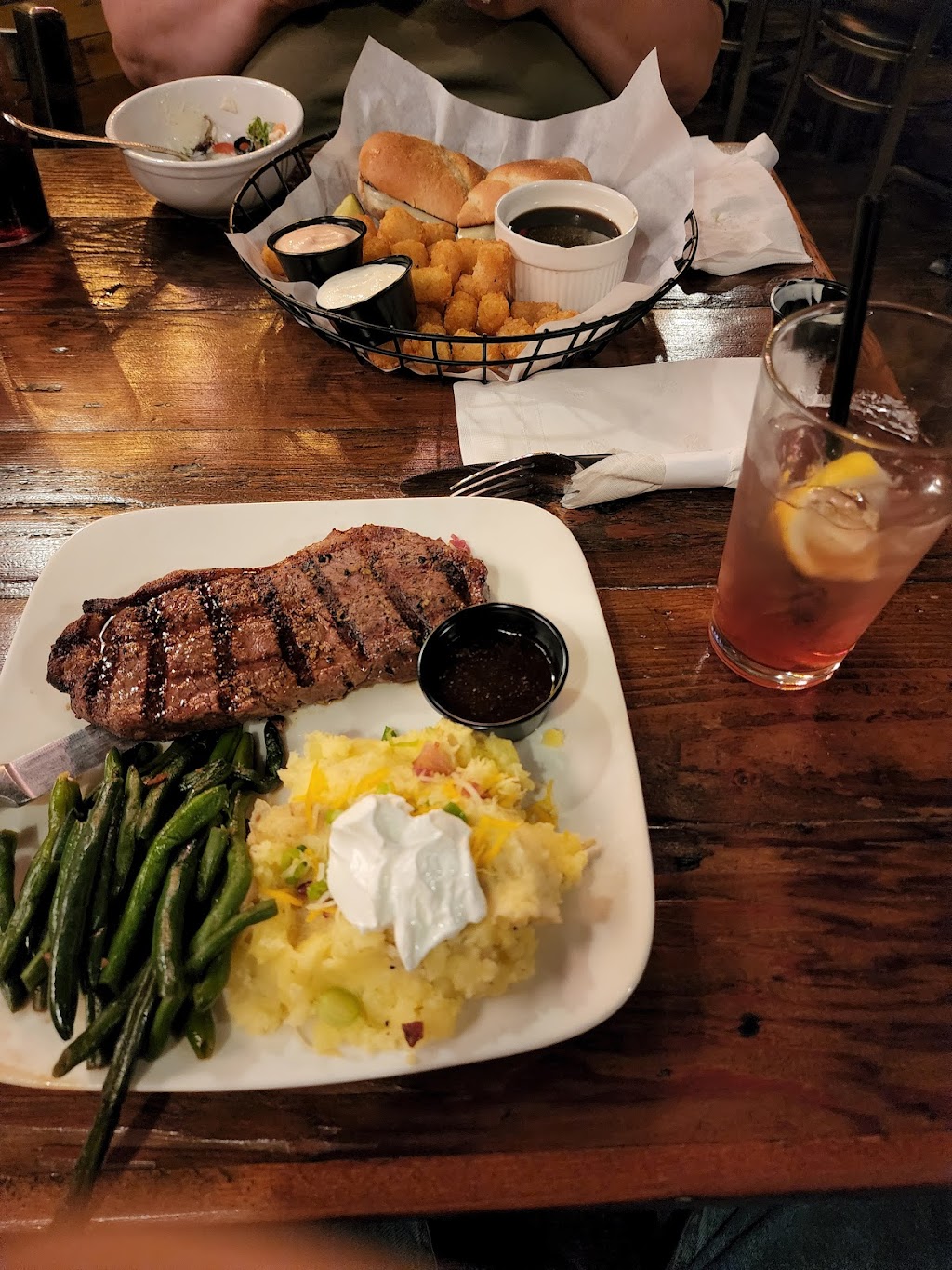 Macs Bar & Grill | restaurant | 1400 SW Dorion Ave, Pendleton, OR 97801, USA | 5412765531 OR +1 541-276-5531