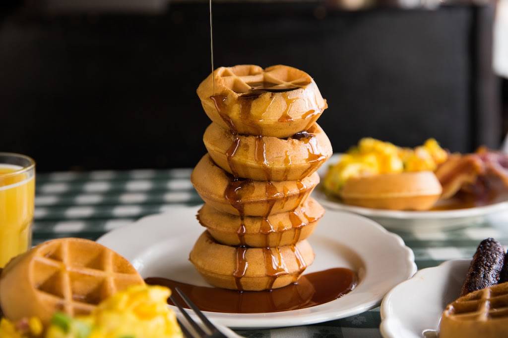 R.J. Grunts | restaurant | 2056 N Lincoln Park W, Chicago, IL 60614, USA | 7739295363 OR +1 773-929-5363