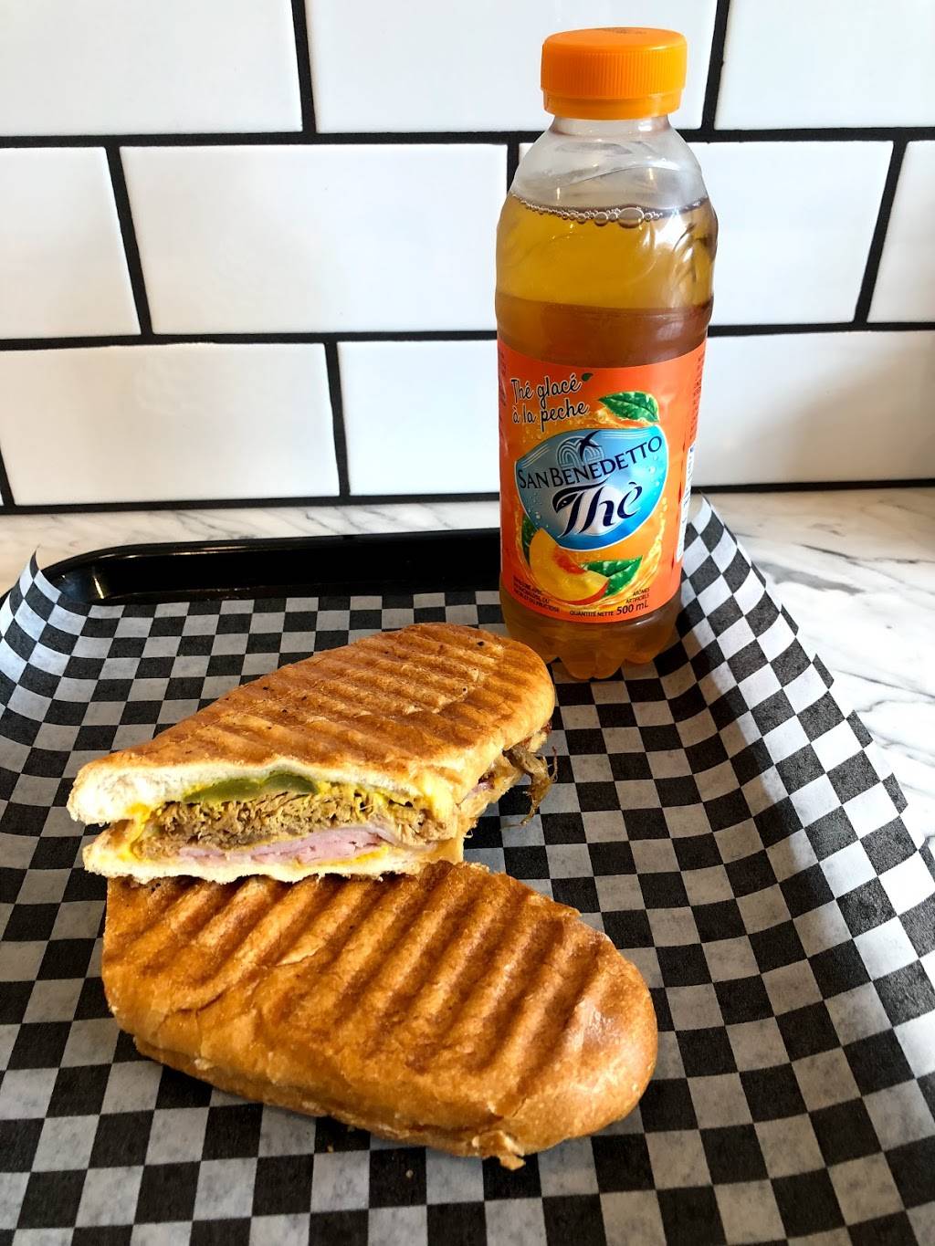 Forketta Épicerie Gourmet | restaurant | 3589 Rue Beaubien E, Montréal, QC H1X 1H1, Canada | 5147276885 OR +1 514-727-6885