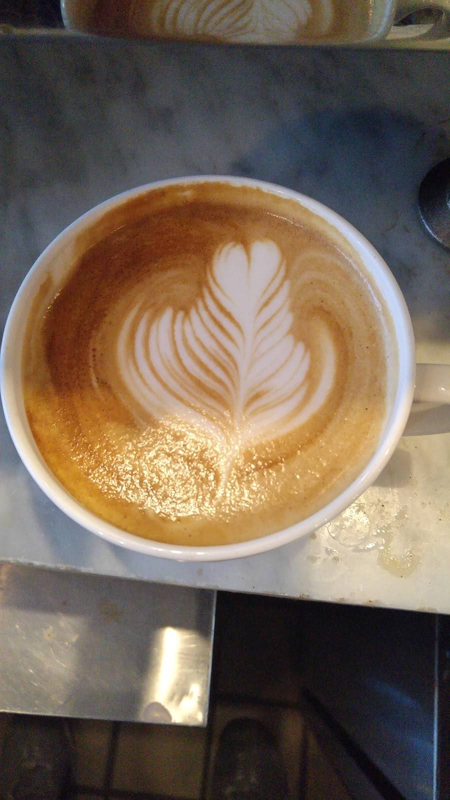 Roast & Co | restaurant | 100-12 Queens Blvd, Forest Hills, NY 11375, USA | 7182636000 OR +1 718-263-6000