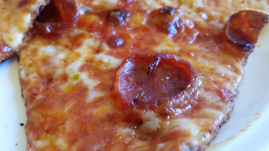 Delicious Pizza | restaurant | 7103, 6601 Sunset Blvd, Los Angeles, CA 90028, USA | 3234673840 OR +1 323-467-3840