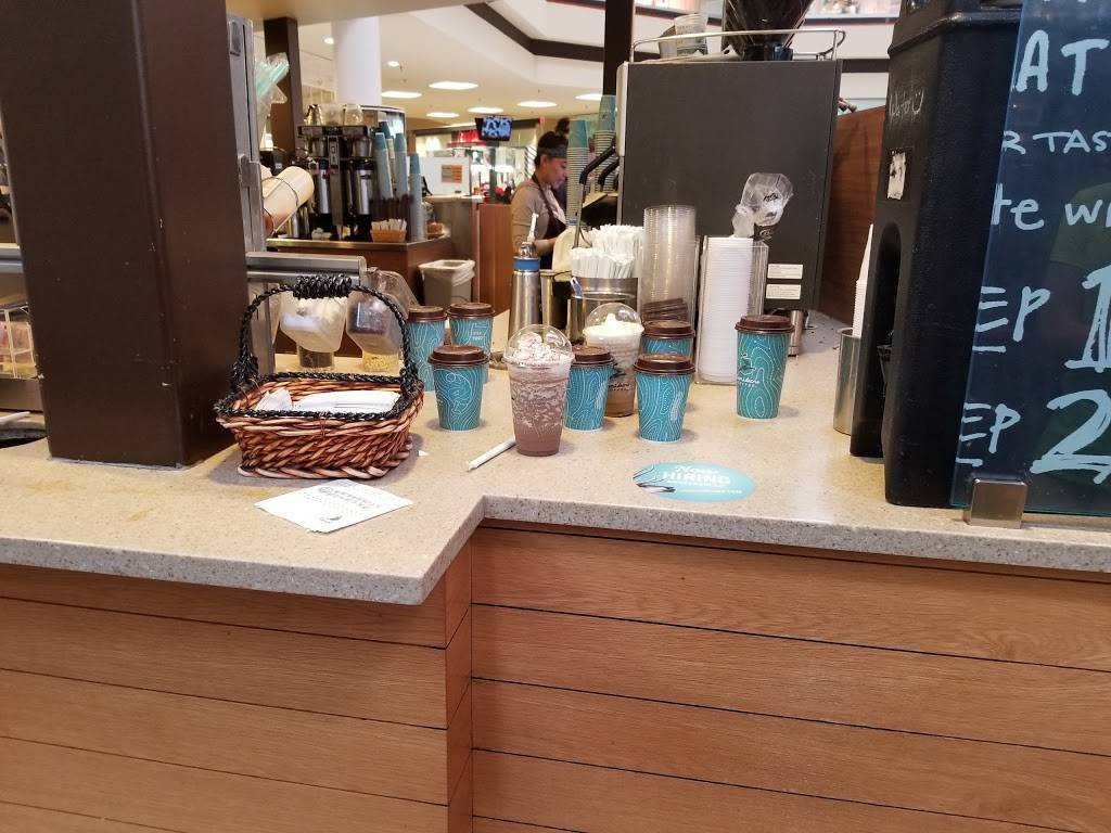 Caribou Coffee | cafe | 3001 White Bear Ave K105, Maplewood, MN 55109, USA | 6517709454 OR +1 651-770-9454