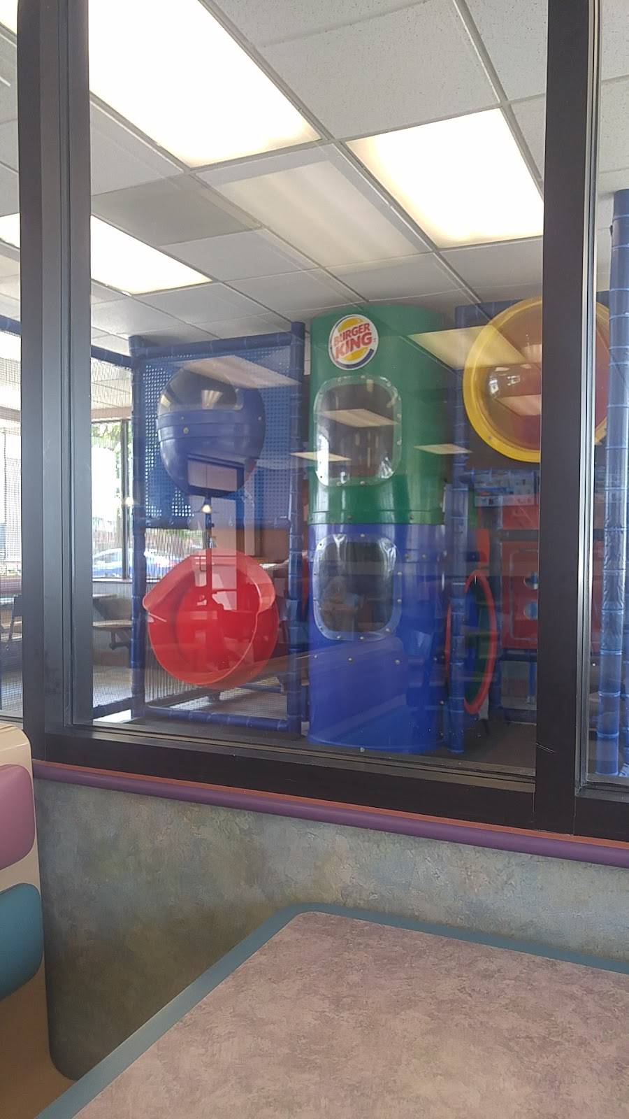 Burger King | restaurant | 939 Talbot St, St Thomas, ON N5P 1E8, Canada | 5196319107 OR +1 519-631-9107