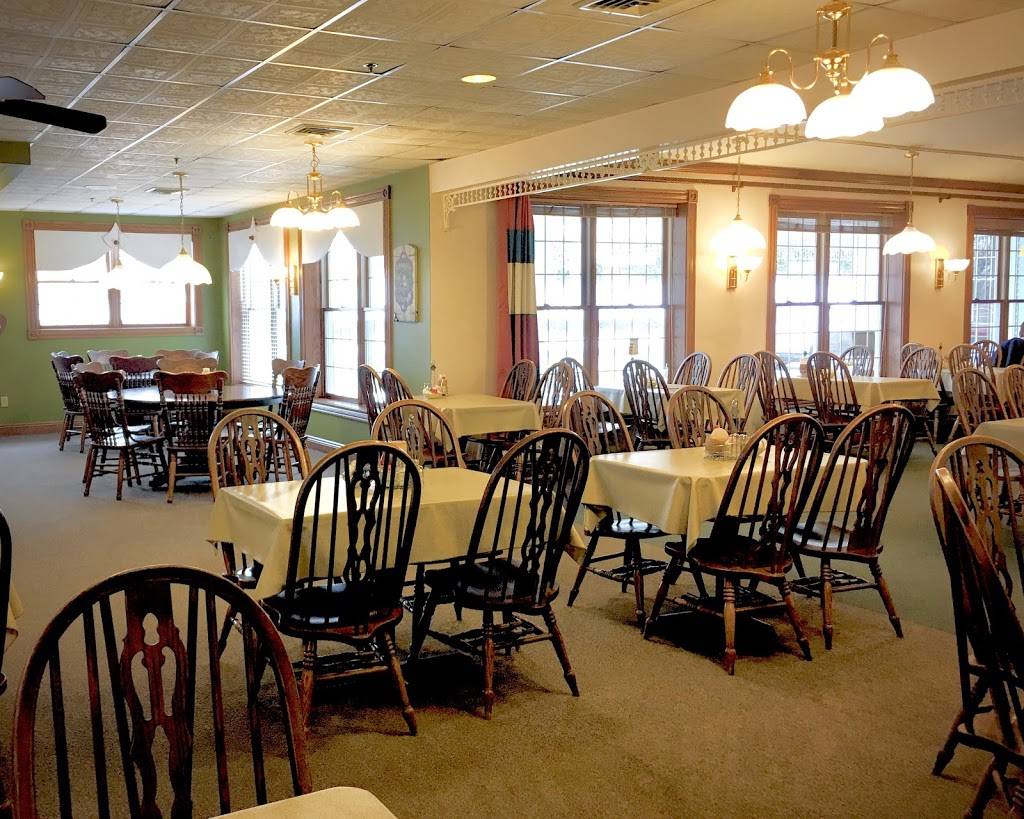 Amish Door Restaurant | restaurant | 1210 Winesburg St, Wilmot, OH 44689, USA | 3303595464 OR +1 330-359-5464