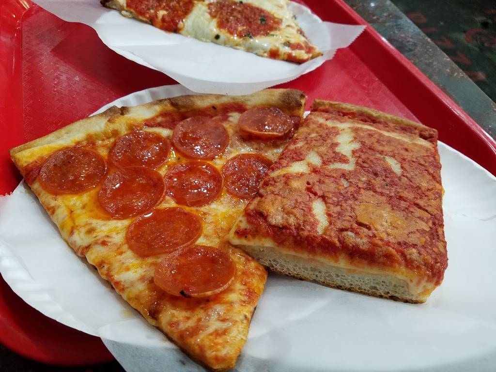 Rosas Pizza | restaurant | 313 Main St, Huntington, NY 11743, USA | 6314257694 OR +1 631-425-7694