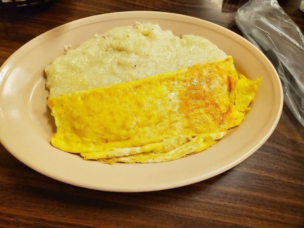 Helens Kitchen | restaurant | 2405 N Marine Blvd # B, Jacksonville, NC 28546, USA | 9104559882 OR +1 910-455-9882