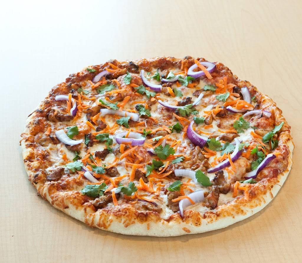 Straw Hat Pizza | meal delivery | 7606, 206 E Caldwell Ave, Visalia, CA 93277, USA | 5594294110 OR +1 559-429-4110