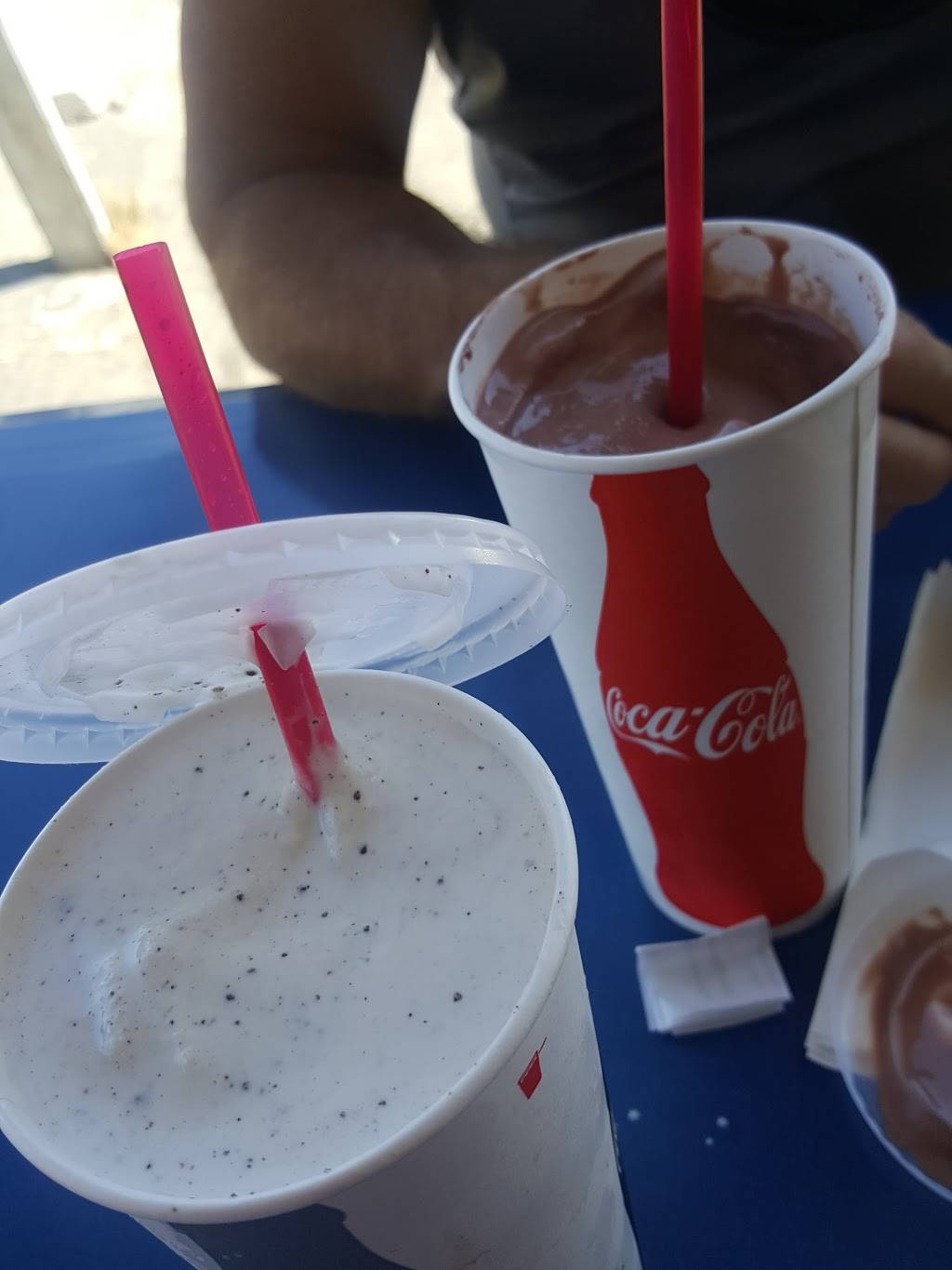 Frosty | restaurant | 18358 Main St, Jamestown, CA 95327, USA | 2099843444 OR +1 209-984-3444