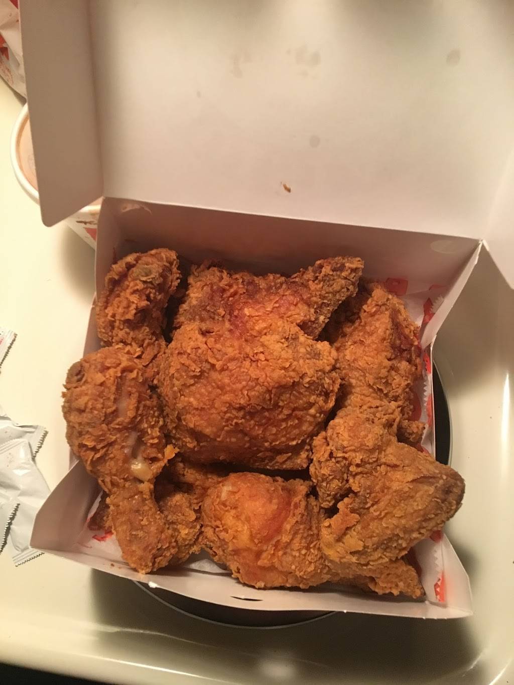 Popeyes Louisiana Kitchen | restaurant | 1760 Eastchase Pkwy, Fort Worth, TX 76120, USA | 8177361772 OR +1 817-736-1772